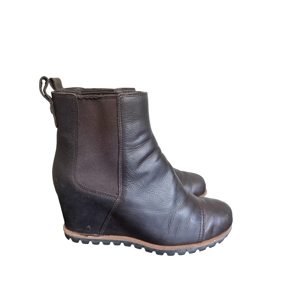UGG Australia Pax Chelsea Wedge Boots Brown  Leather Waterproof Women's Size 8